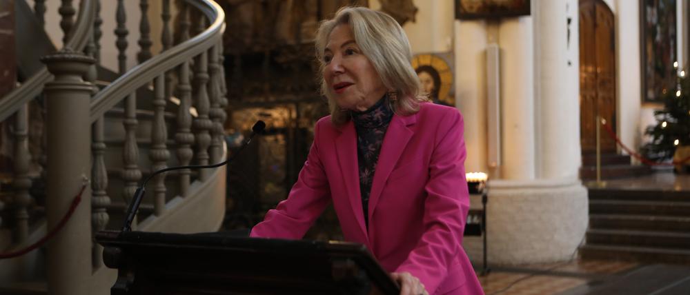 Gedenken an Martin Luther King. US Botschafterin Amy Gutmann spricht zu Schülern.