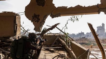 Ein israelischer Soldat im Gaza-Streifen (Symbolbild). 