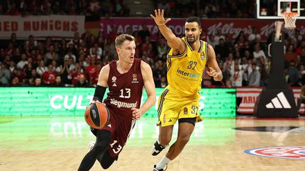 Weltmeister unter sich. Andreas Obst (links) liegt mit Bayern Mündchen momentan leicht vor Alba Berlin und Johannes Thiemann.
