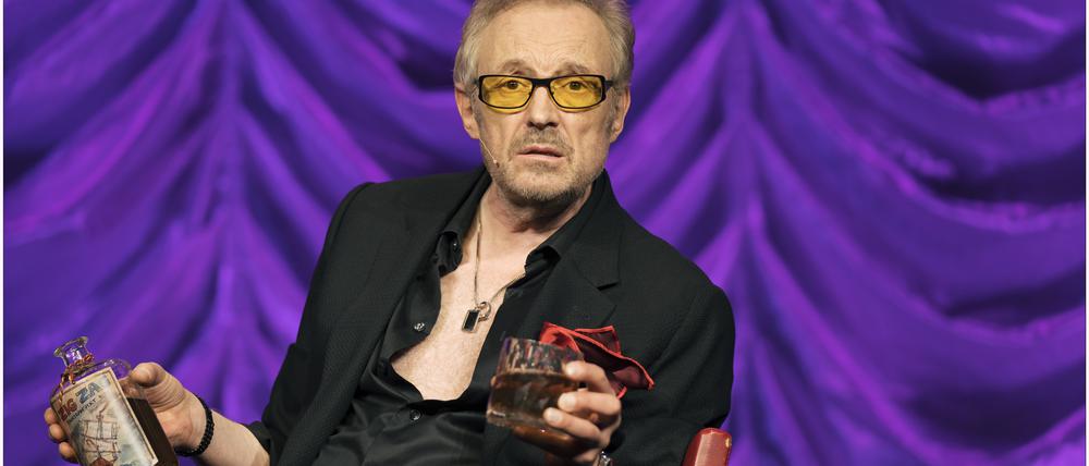 Alten Menschen sagt Josef Hader „Hormonmangel“ und Pessimismus nach. Er selbst steckt voller Hoffnung.