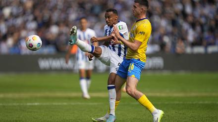 Für Bilal Hussein (links) war der Schritt von Schweden in den deutschen Fußball bisher noch ein bisschen zu groß.