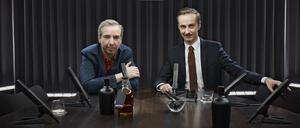 Die Hosts des erfolgreichen Podcasts „Fest und Flauschig“: Olli Schulz (l.) und Jan Böhmermann.