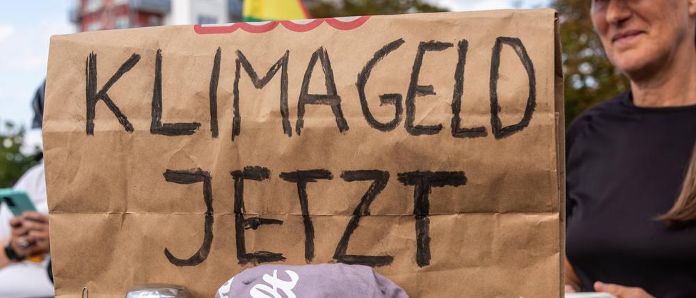 Kiel, Germany 15.09.2023, Globaler Klimastreik 2023, Impressionen aus Kiel, Schleswig-Holstein *** Kiel, Germany 15 09 2023, Global Climate Strike 2023, Impressions from Kiel, Schleswig Holstein