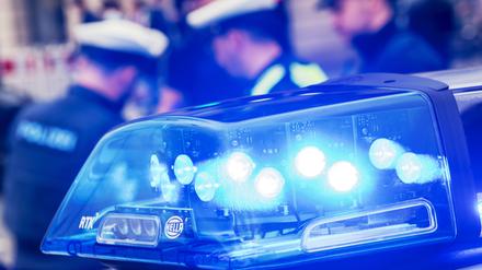 Die Polizei stieß auf eine verweste Leiche. 