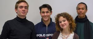 Der neue Vorstand des Landesschülerausschusses: Aimo Görne, Orcun Ilter, Jolina Leuschner und Dade Neinaß (v.l.n.r.). 