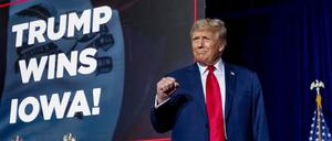Donald Trump nach seinem Sieg bei der Wahlparty in Iowa.