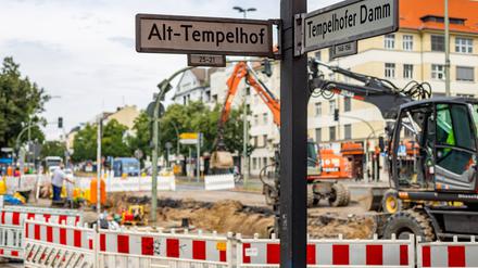 Unter dem Tempelhofer Damm liegen uralte Wasserrohre.