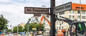 Unter dem Tempelhofer Damm liegen uralte Wasserrohre.