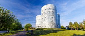 Der Bibliotheksbau gehört zur BTU Cottbus.