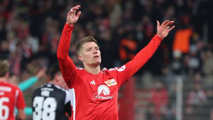 Kevin Behrens vom 1. FC Union ist nach einer vergebenen Torchance enttäuscht (Archivbild).