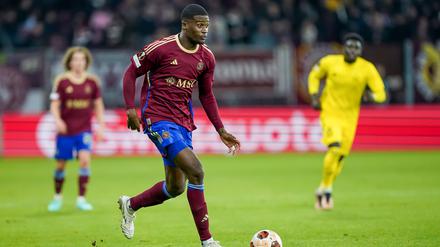 Chris Bedia hat in dieser Saison bereits 16 Tore für Servette Genf erzielt.