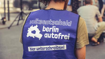 Kunstaktion zur Verkehrswende unter dem Motto: Visionen statt Illusionen. 