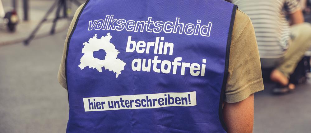 Kunstaktion zur Verkehrswende unter dem Motto: Visionen statt Illusionen.