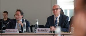 Der Rundfunk Berlin-Brandenburg (RBB) stürzte im Sommer 2022 in eine tiefe Krise. Nun wird Ministerpräsident Dietmar Woidke (SPD) im Untersuchungsausschuss befragt.
