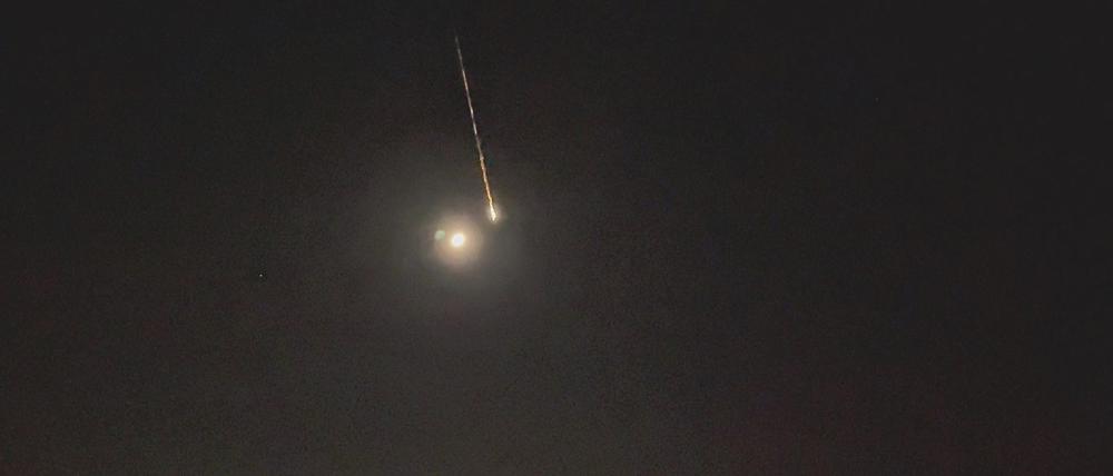 In der Nacht auf Sonntag ist ein Meteorit am Himmel über Brandenburg verglüht.