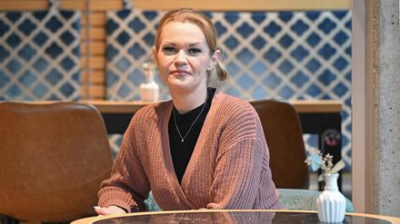 Potsdam, 26.10.2023 / Lokales / Jennifer Hartje, Bürgerrat für Ernährung, Buergerrat fuer Ernaehrung, Foto: Ottmar Winter PNN ACHTUNG: Foto ist ausschließlich für redaktionelle Berichterstattung der PNN und des TGSP! Eine kommerzielle Nutzung, z.B. Werbung, ist ausgeschlossen. Die Weitergabe an nicht autorisierte Dritte, insbesondere eine weitergehende Vermarktung über Bilddatenbanken, ist unzulässig.