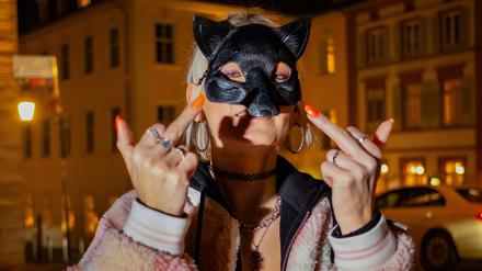 Die Rapperin Antifuchs auf Roadtrip durch Heidelberg. 