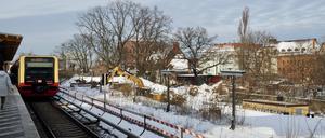 Die Dauerbaustelle am Bahnhof Schöneweide soll im Frühjahr beendet sein