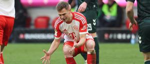 Joshua Kimmich scheint die Welt nicht mehr zu verstehen.