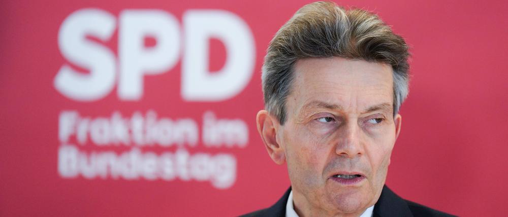 Rolf Mützenich, Bundestagsfraktionschef der SPD, bei einer Fraktionssitzung SPD-Bundestagsfraktion.