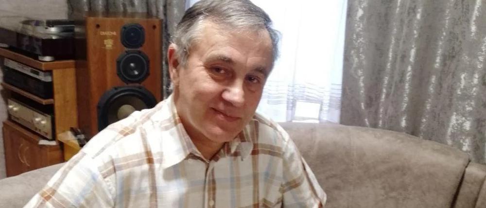 Vasyl mit seinen neuen Platten.