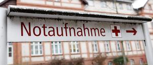 Das Gebäude der Medizinischen Hochschule steht auf dem Gelände der Ruppiner Kliniken in Neuruppin (Brandenburg). 