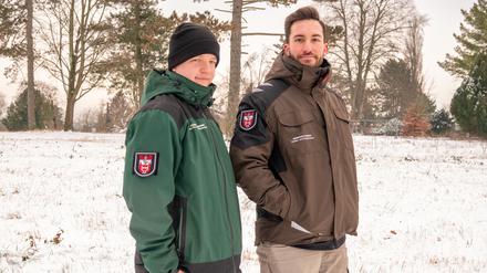 Die neuen Jacken des Bezirksamts