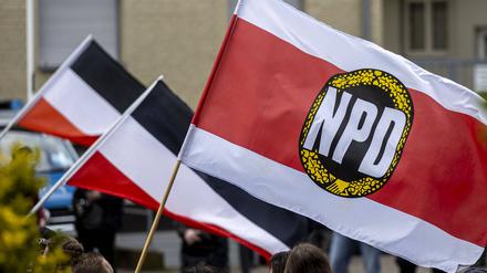 Anhänger der NPD am 1. Mai 2021 in Essen.