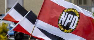 Anhänger der NPD am 1. Mai 2021 in Essen.