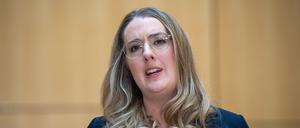Katharina Dröge, Bundestags-Fraktionsvorsitzende von Bündnis 90/Die Grünen, macht den Kindergeld-Streit zur Nagelprobe. 