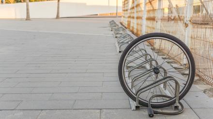 Schön war’s. Fast 30.000 Fahrraddiebstähle pro Jahr werden bei der Polizei angezeigt.