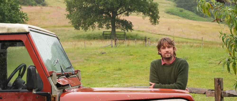 Julius Roberts auf seiner Farm in Dorset.