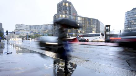 Starker Wind mit bis zu 70 Stundenkilometer in Berlin.