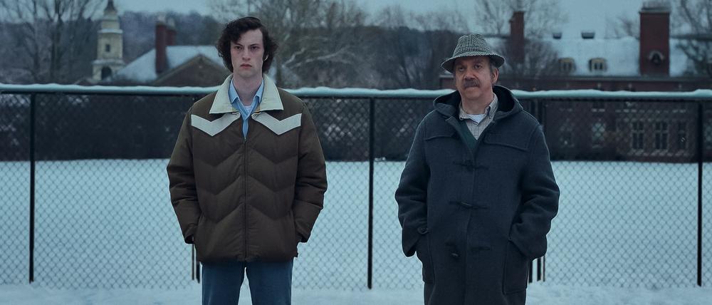 Bilden eine widerwillige Schicksalsgemeinschaft. Angus Tully (Dominic Sessa) und sein Lehrer Paul Hunham (Paul Giamatti).