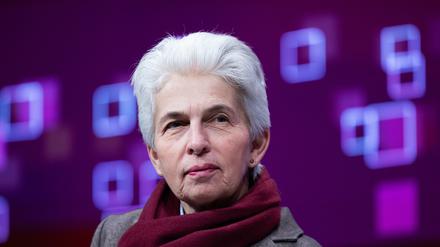 Marie Agnes Strack-Zimmermann, Spitzenkandidatin der FDP für die Europawahl, spricht bei der Jahrestagung des Deutschen Beamtenbundes (dbb) im Congress-Centrum der Koelnmesse. 
