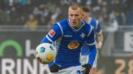Tim Skarke tut die regelmäßige Spielzeit bei Darmstadt 98 sichtlich gut.
