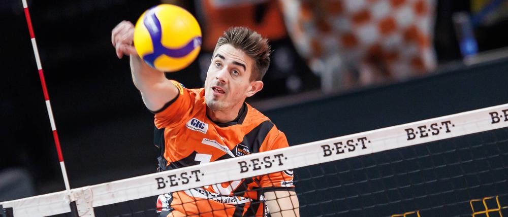 Daniel Malescha brachte die Volleys gut ins Spiel.