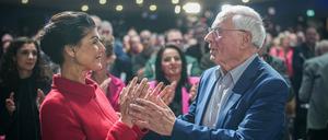 Politisches Paar: Oskar Lafontaine und Sahra Wagenknecht beim Gründungsparteitag des BSW.