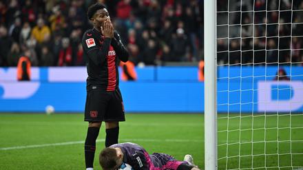 Wieder eine Chance vertan. Leverkusen und Nathan Tella konnten es am Ende nicht so recht fassen.
