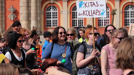 Vor zwei Jahren demonstrierten Eltern und Erzieher schon einmal bei einem „Kitakollaps“-Tag für bessere Betreuungsbedingungen. 