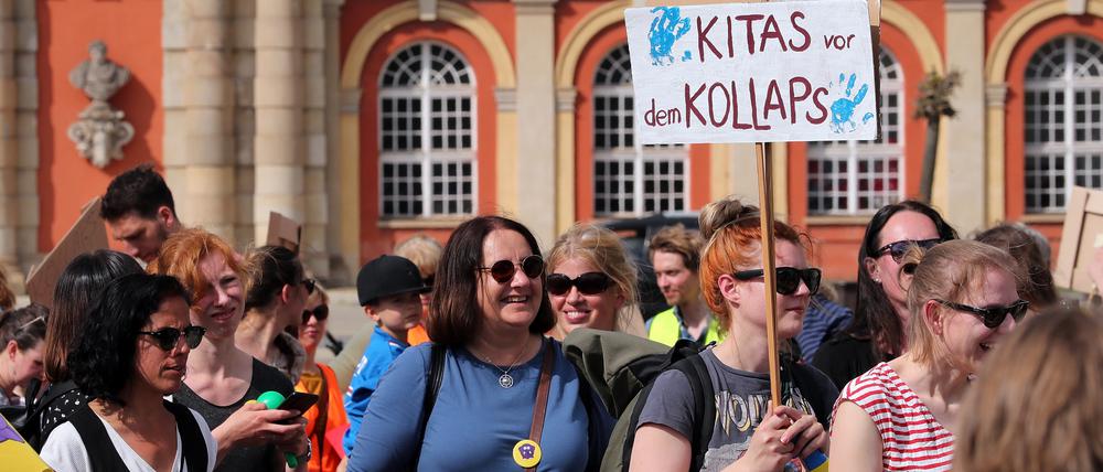 Vor zwei Jahren demonstrierten Eltern und Erzieher schon einmal bei einem „Kitakollaps“-Tag für bessere Betreuungsbedingungen.