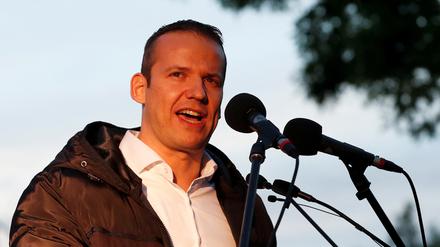 Laszlo Toroczkai spricht während eines Protest gegen kriminelle Attacken durch Jugendliche. (Archivbild)