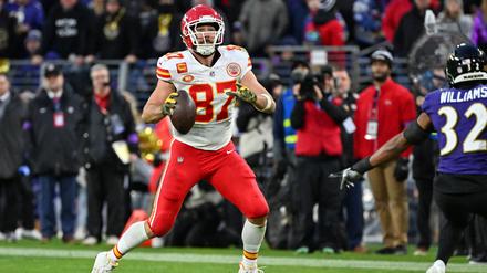 Kansas City Chiefs Tight End Travis Kelce beim NFL-Spiel gegen die Baltimore Ravens.