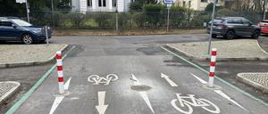 Poller in der Ossietzkystraße.