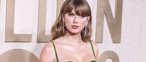US-Sängerin Taylor Swift auf dem Roten Teppich bei den 81. Golden Globe Awards.