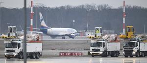 Kälte und Wetterwarnung am Frankfurter Flughafen Fraport.