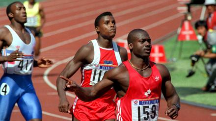 Die Mutter aller Sportbetrügereien oder auch nur ein Fall von vielen. Ben Johnson gewinnt 1988 in Seoul das 100-Meter-Rennen, wenig später wurde er des Dopings überführt – wie nahezu alle Mitkonkurrentin aus jenem denkwürdigen Olympiafinale.