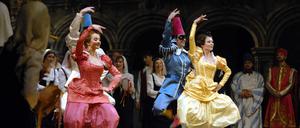 Szene aus „La Gioconda“ an der Deutschen Oper Berlin