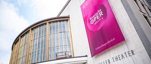 Ein gastliches Haus: Derzeit spielt die Komische Oper im Schiller Theater.
