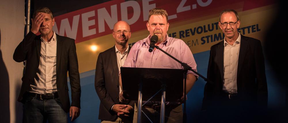 Björn Höcke , Andreas Kalbitz , Lars Hünich , Jörg Urban , AfD Wahlkampfabschluss zum Brandenburger Landtag , 30.8.2019 , Kirchplatz Königs Wusterhausen *** Björn Höcke , Andreas Kalbitz , Lars Hünich , Jörg Urban , AfD Election Campaign Conclusion to the Brandenburg Parliament , 30 8 2019 , Church Square Königs Wusterhausen  